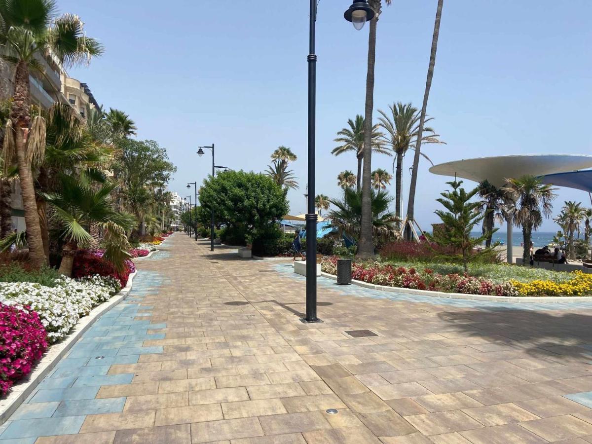 Victoria Home & Parking Estepona Exterior photo