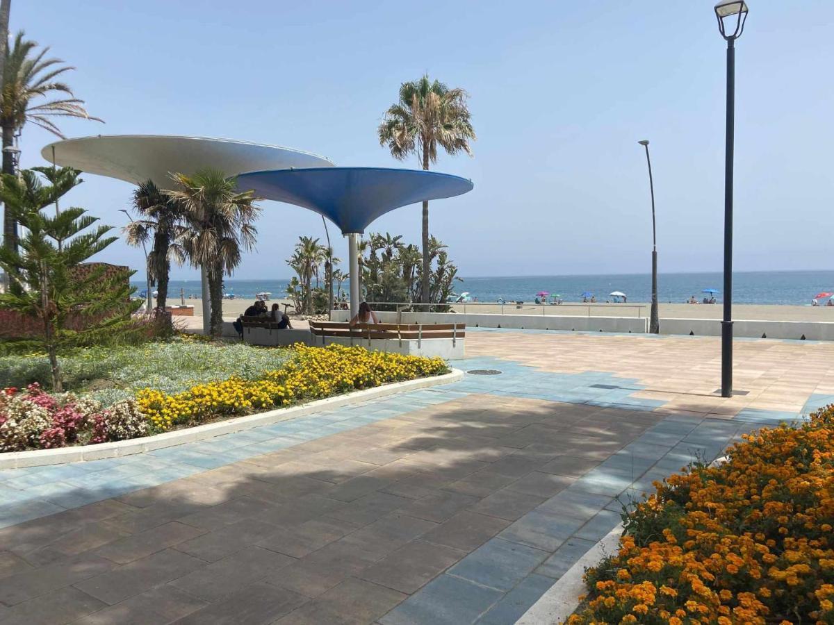 Victoria Home & Parking Estepona Exterior photo