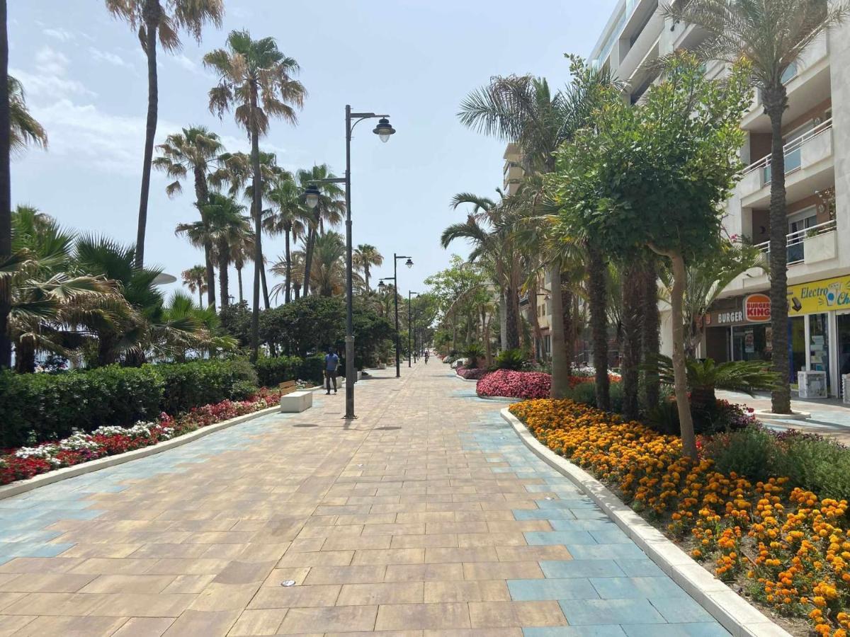 Victoria Home & Parking Estepona Exterior photo