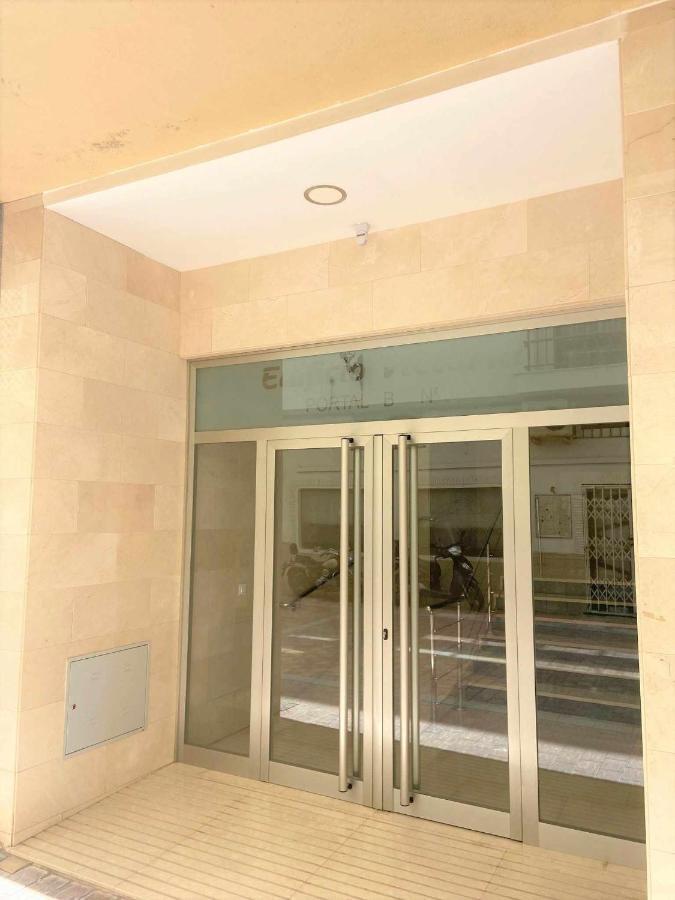 Victoria Home & Parking Estepona Exterior photo