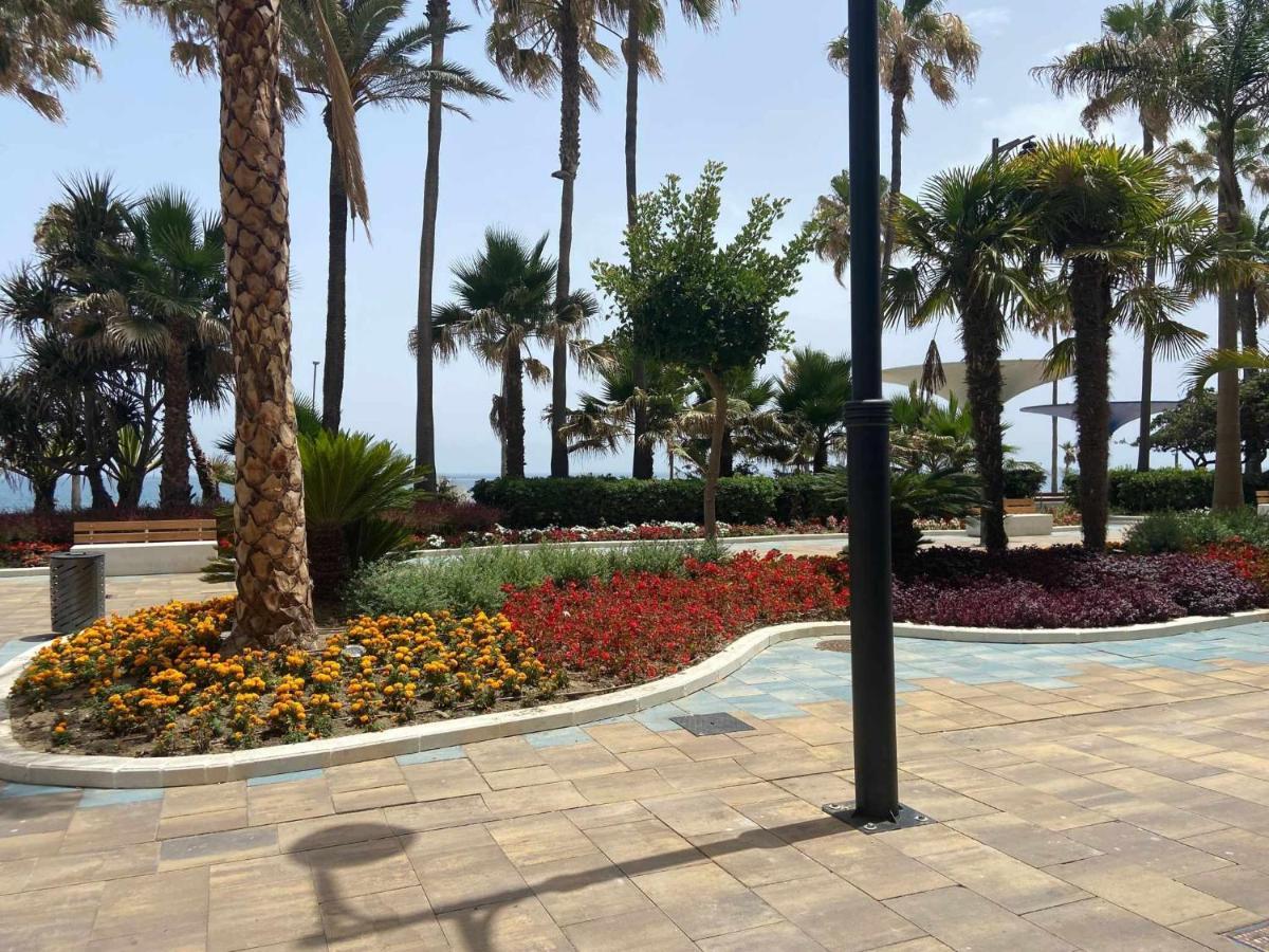 Victoria Home & Parking Estepona Exterior photo