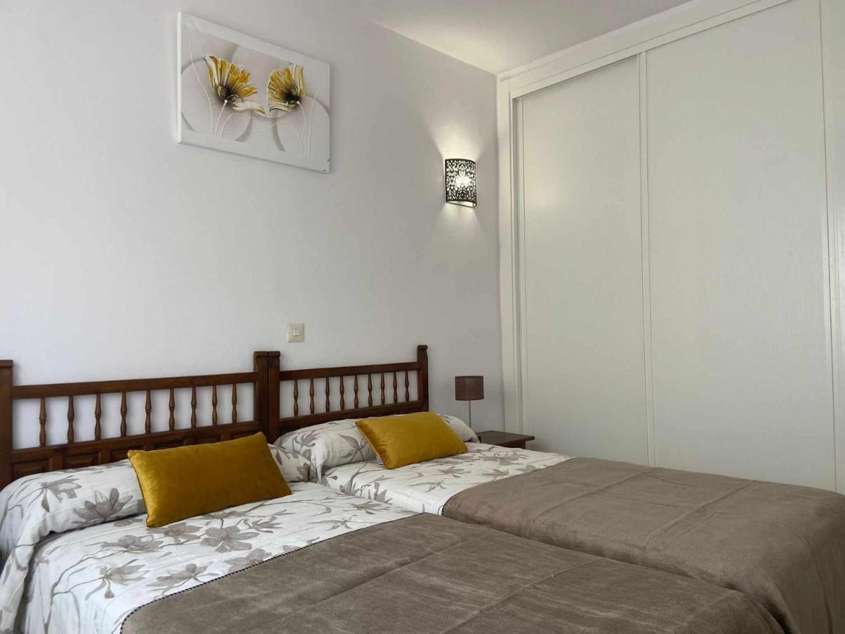 Victoria Home & Parking Estepona Exterior photo